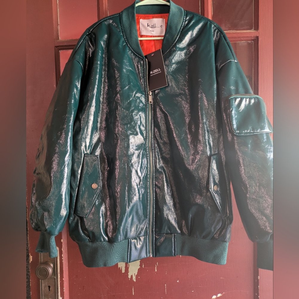 K-Zell Shiny Green Bomber